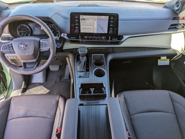 2024 Toyota Sienna Platinum